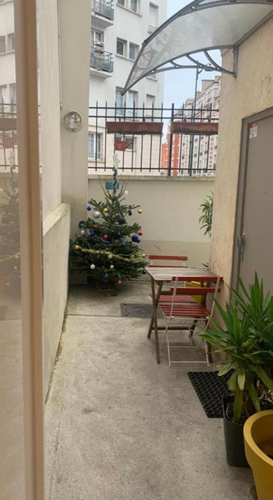 Paris Golden Studio Kültér fotó
